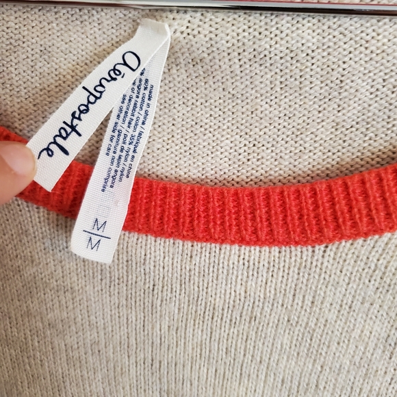 Aeropostale Sweater - Picture 3 of 4